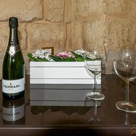 Bed & Breakfast Victoria Luxury *