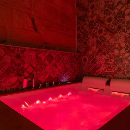 Bed & Breakfast Victoria Luxury Lizzanello