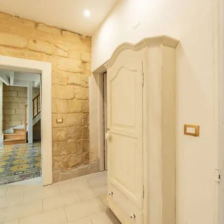 Bed & Breakfast Victoria Luxury *